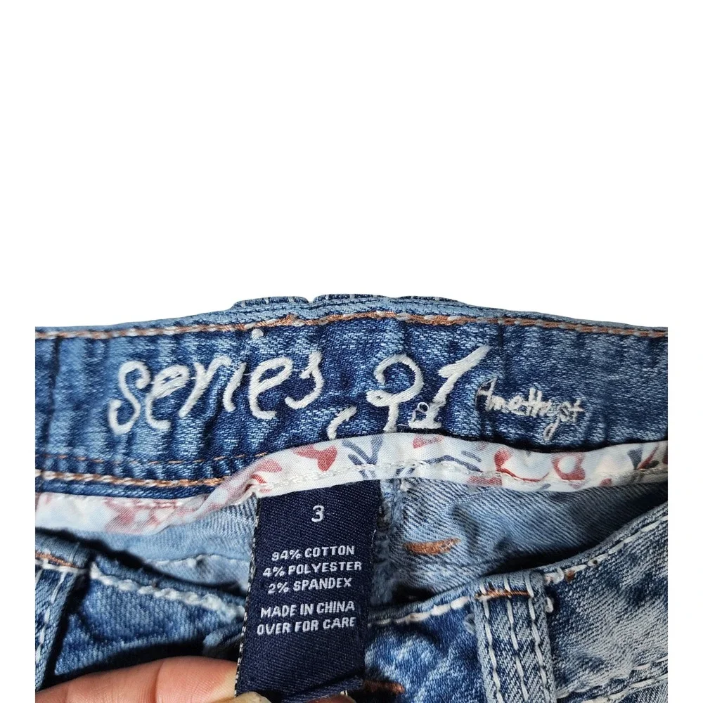 Series 31 Amethyst Distressed Denim Shorts Blue Sequin Flap Pocket Size‎ 3